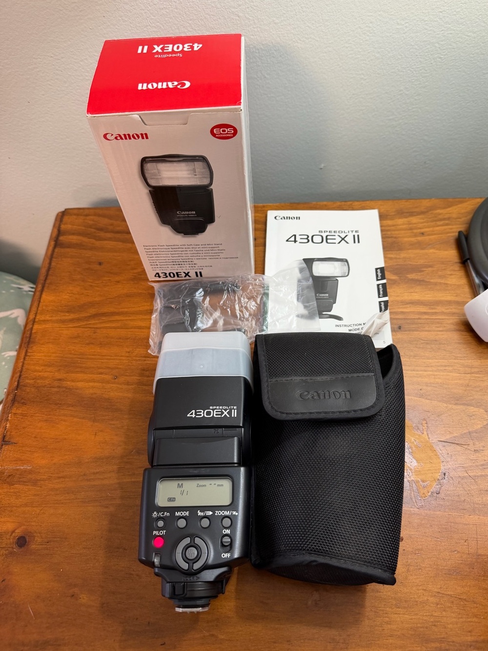 Canon 430 EX II Flash